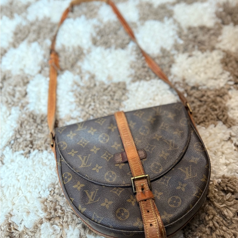 Louis Vuitton Monogram Saddle Crossbody Bag in Brown and Tan - Picture 2 of 6